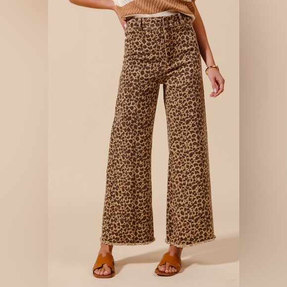 boutique Denim - Leopard Print Wide-Leg Denim | Mid Rise Twill Jeans Denim No Stretch